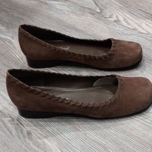 Coldwater Creek Women's Brown Suede Slip-On Flats Size 7.5